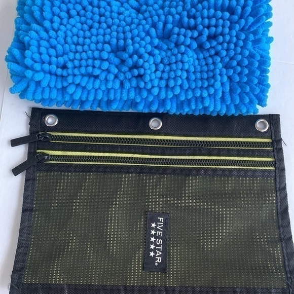 Bundle of 3 pencil pouch - Picture 1 of 15